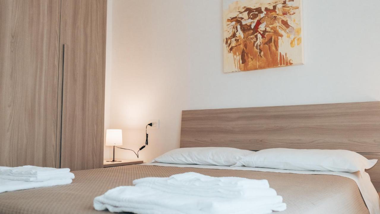Guesthouse Aschenez Reggio Calabria Exterior photo
